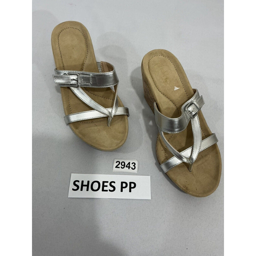Womans Tony Little Cheeks Fit Body 8M Slip On Silver Strappy Thong Wedge Sandals